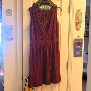 Simply Vera Burgandy No Sleeve Coctail Dress
